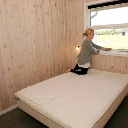 Дом отдыха Four-bedroom Holiday In Hadsund 18